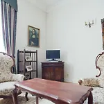 Rynek Starego Miasta By Interhome *