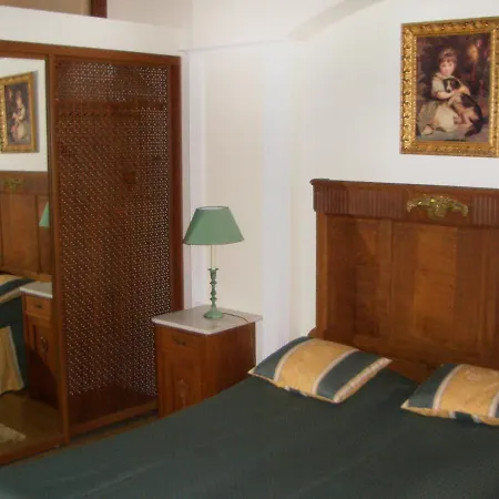 Apartment Rynek Starego Miasta By Interhome