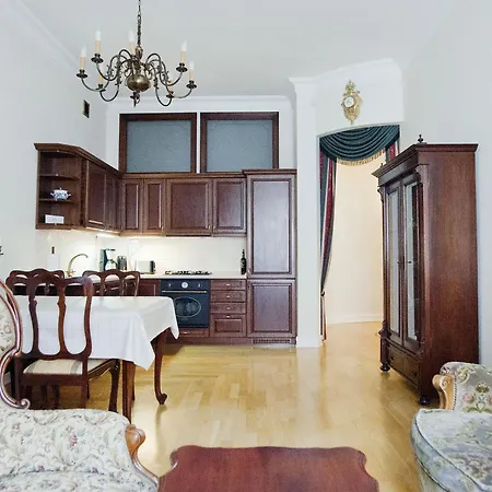 Rynek Starego Miasta By Interhome * Warsaw