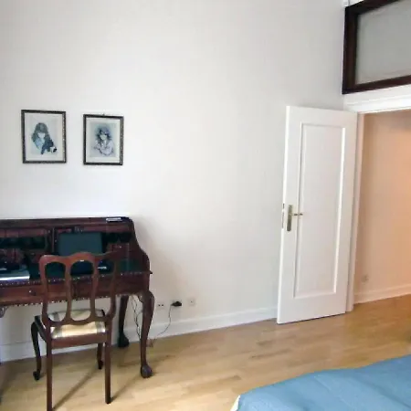 Rynek Starego Miasta By Interhome