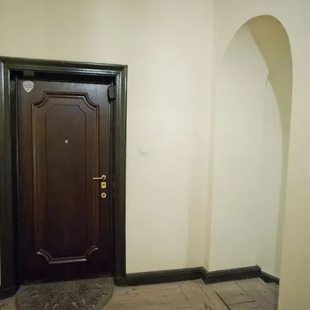 Rynek Starego Miasta By Interhome