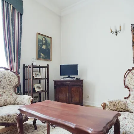 Rynek Starego Miasta By Interhome *